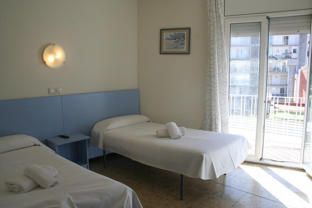 Hotel Del Mar Sant Feliu de Guixols Room photo